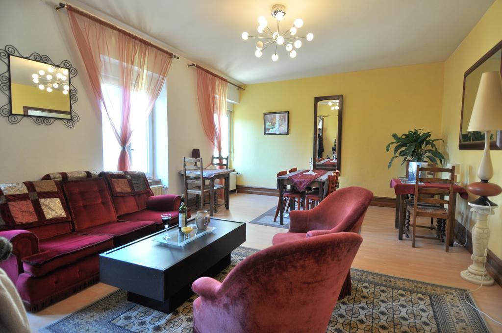 Yec'Hed Mat Bed & Breakfast Saint-Nicolas-du-Pelem Bagian luar foto