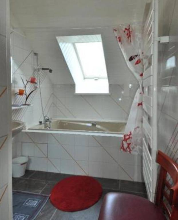 Yec'Hed Mat Bed & Breakfast Saint-Nicolas-du-Pelem Bagian luar foto