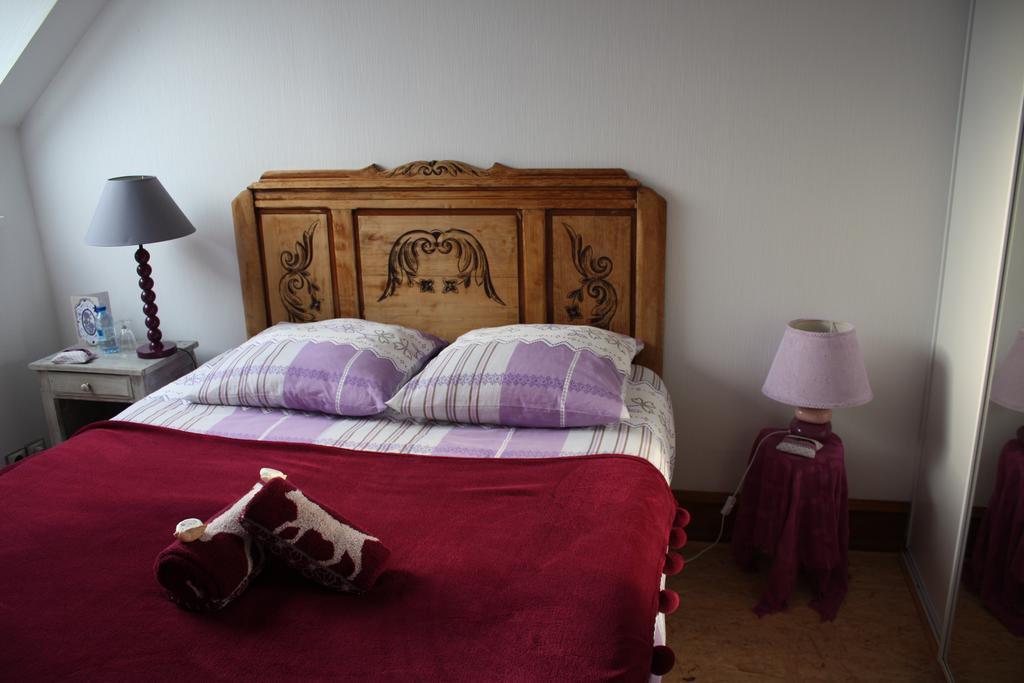 Yec'Hed Mat Bed & Breakfast Saint-Nicolas-du-Pelem Bagian luar foto